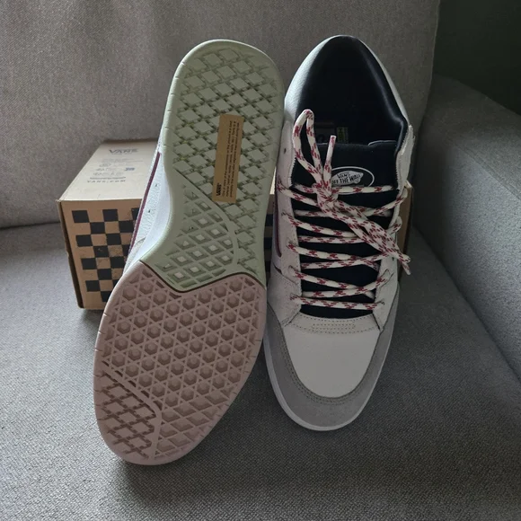 Vans Zahba Mid Men 13 White and Red VR3 Cush Leather Suede 042025 - Picture 7 of 10